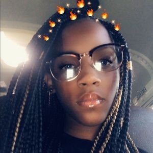 Meet your Posher, Brianna